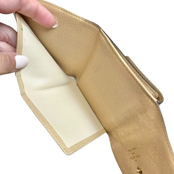 Louis Vuitton Dentelle Ludlow Lace Embroidered Monogram Leather Elise Wallet - Picture 11 of 15